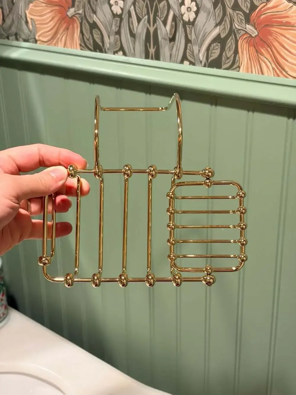 Kingston Brass Vintage 7-Inch Clawfoot Tub Hanging Soap and Sponge Holder